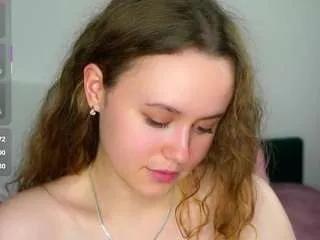 Freechat noreenbeverley on CamSoda