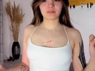 odeliaelin on CamSoda 