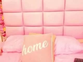 olivia-stevens on CamSoda 