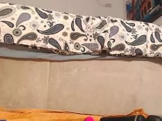 onehotblonde on CamSoda 