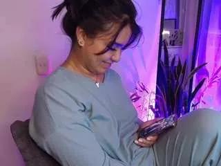 paola-ph on CamSoda 