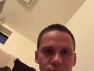 Offline parkerstupid on CamSoda