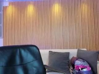 paulinasweett on CamSoda 
