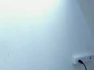perladear on CamSoda 
