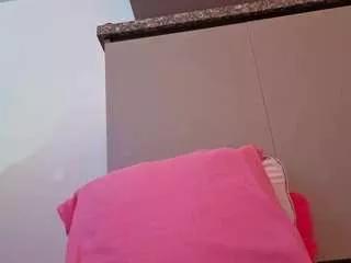pia-stone1 on CamSoda 