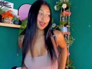 pocahontaspower on CamSoda 