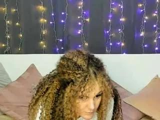 pollyhard on CamSoda 