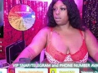queencroze on CamSoda 