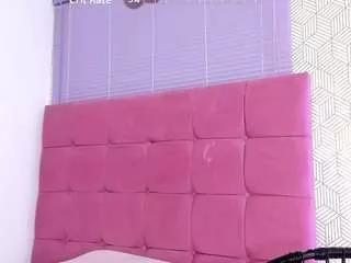 quianna-1 on CamSoda 