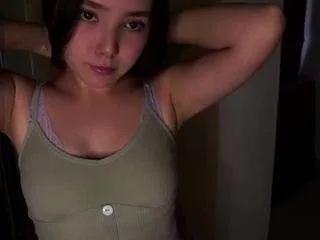 Freechat quinnbriola on CamSoda