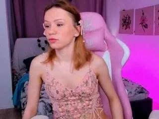 rai-love on CamSoda 