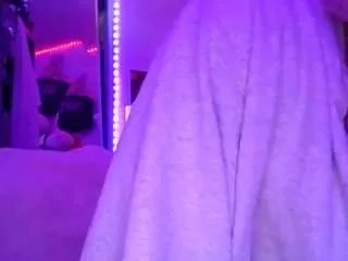 Offline ravebunnyyy on CamSoda