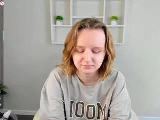 rina-panic on CamSoda 