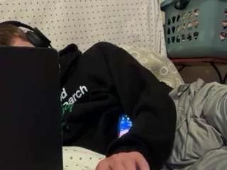 rockstarjosh13 on CamSoda 