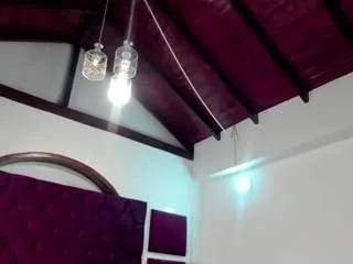 Freechat rossmildrey on CamSoda