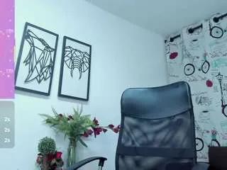 Freechat rubyhot277 on CamSoda