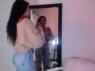 saashaaa on CamSoda 