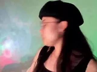 sahantalcerezo on CamSoda 