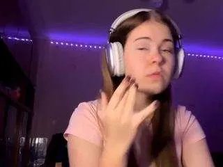 Offline salliebollacker on CamSoda