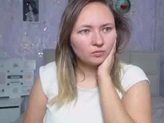 sallyverda on CamSoda 