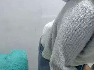 samantharedsx21 on CamSoda 