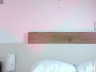 Offline samy-guerraa on CamSoda