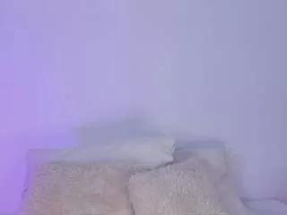 saorifox on CamSoda 