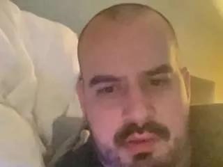 saphirebabygirl on CamSoda 