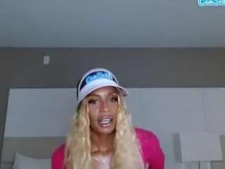 Freechat saraiminx on CamSoda