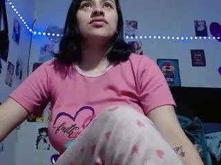 saray-extrovert on CamSoda 