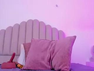 sarita-duque on CamSoda 