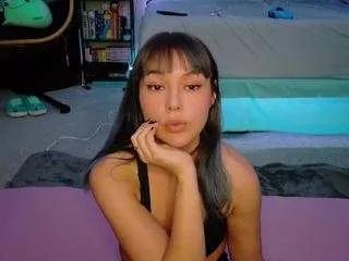 savethebea on CamSoda 