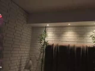 scarlette-jonnes on CamSoda 