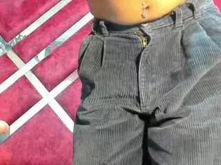 scarletthot5 on CamSoda 