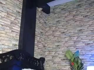 sexy-alma on CamSoda 