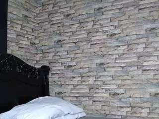 sexy-alma on CamSoda 