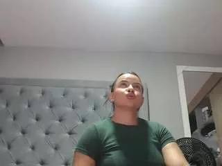 sexybbianca on CamSoda 