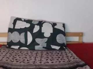 sexychill1992 on CamSoda 