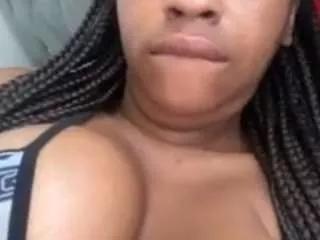sexyebonyvip on CamSoda 