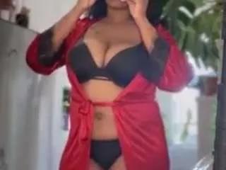 sexysagittarius1212 on CamSoda 