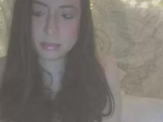 sexyserafine on CamSoda 