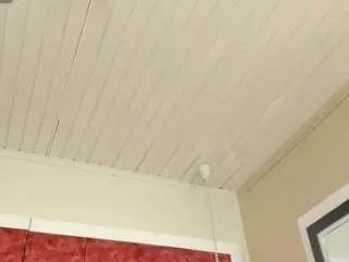 Freechat shara-goddes05 on CamSoda