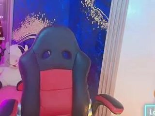 Offline sharon-diamond on CamSoda