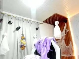 Offline shasha-bloom on CamSoda