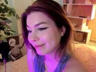 shinydiana on CamSoda 