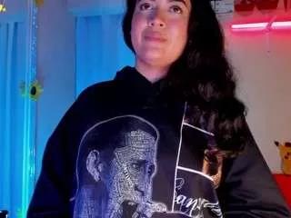 shirlyadamss on CamSoda 