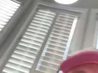 Freechat sissytrixiee on CamSoda