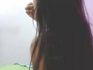 skinnybarbie022 on CamSoda 