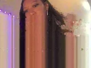 slimthickxxx on CamSoda 