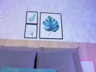 Offline sofiaa-gonzales on CamSoda